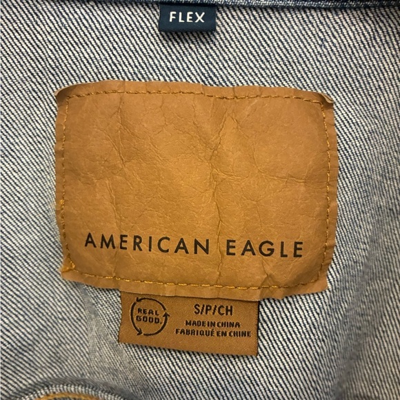 American Eagle lightly distressed Jean Jacket. Boyfriend fit.  NWOT.  AE Size S - Picture 2 of 7